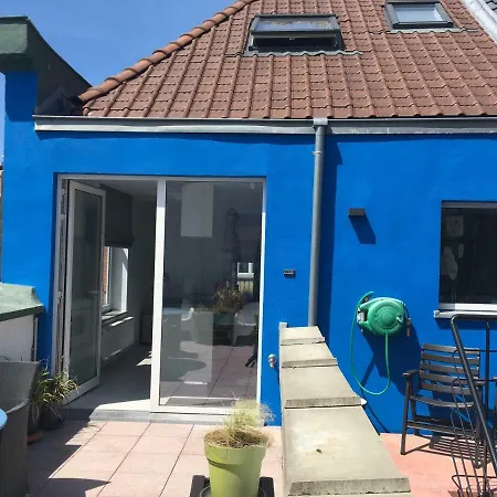 Top Floor Duplex Apt With Terrace P Free